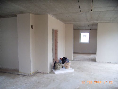 Wohnzimmer verputzt (1)